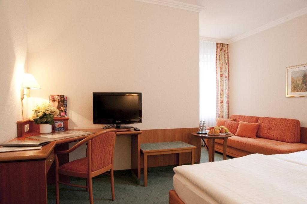 Hotel Haus Am Park Bad Homburg vor der Höhe Pokoj fotografie